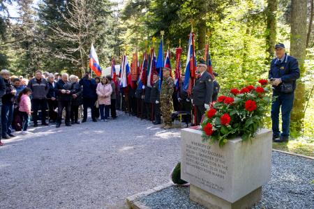 80. obletnica požiga bencina v Postojnski jami (35)